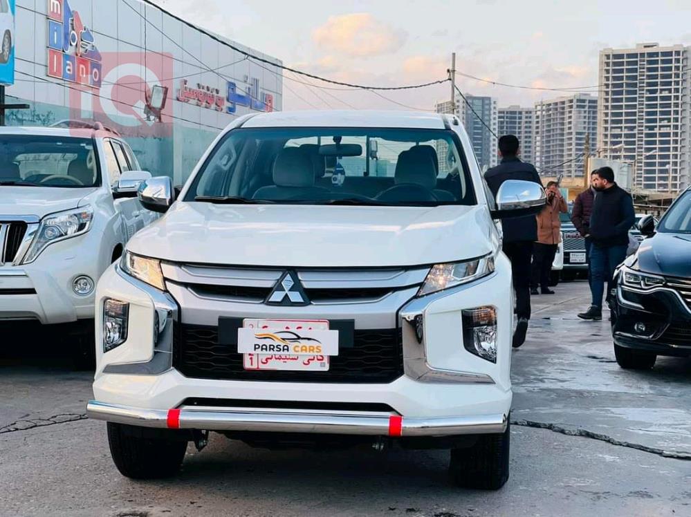 میتسوبیشی L200